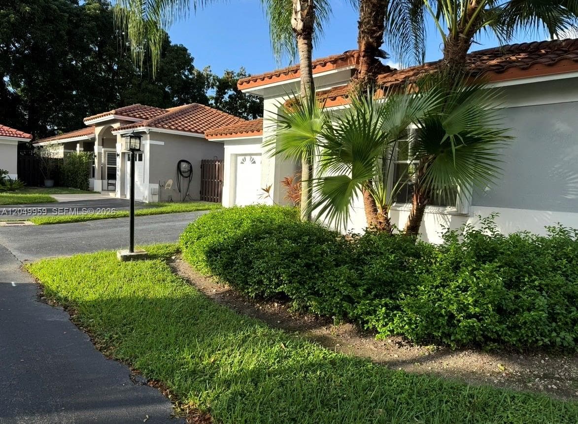 5758 NW 97th Pl # 0, Doral, FL 33178 — zdjęcie 2