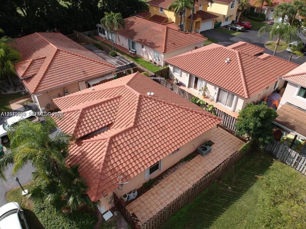 5758 NW 97th Pl # 0, Doral, FL 33178 — zdjęcie 4