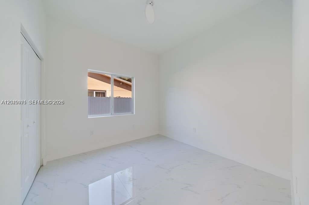 2936 NW 27th St # 2936, Miami, FL 33142 — zdjęcie 5