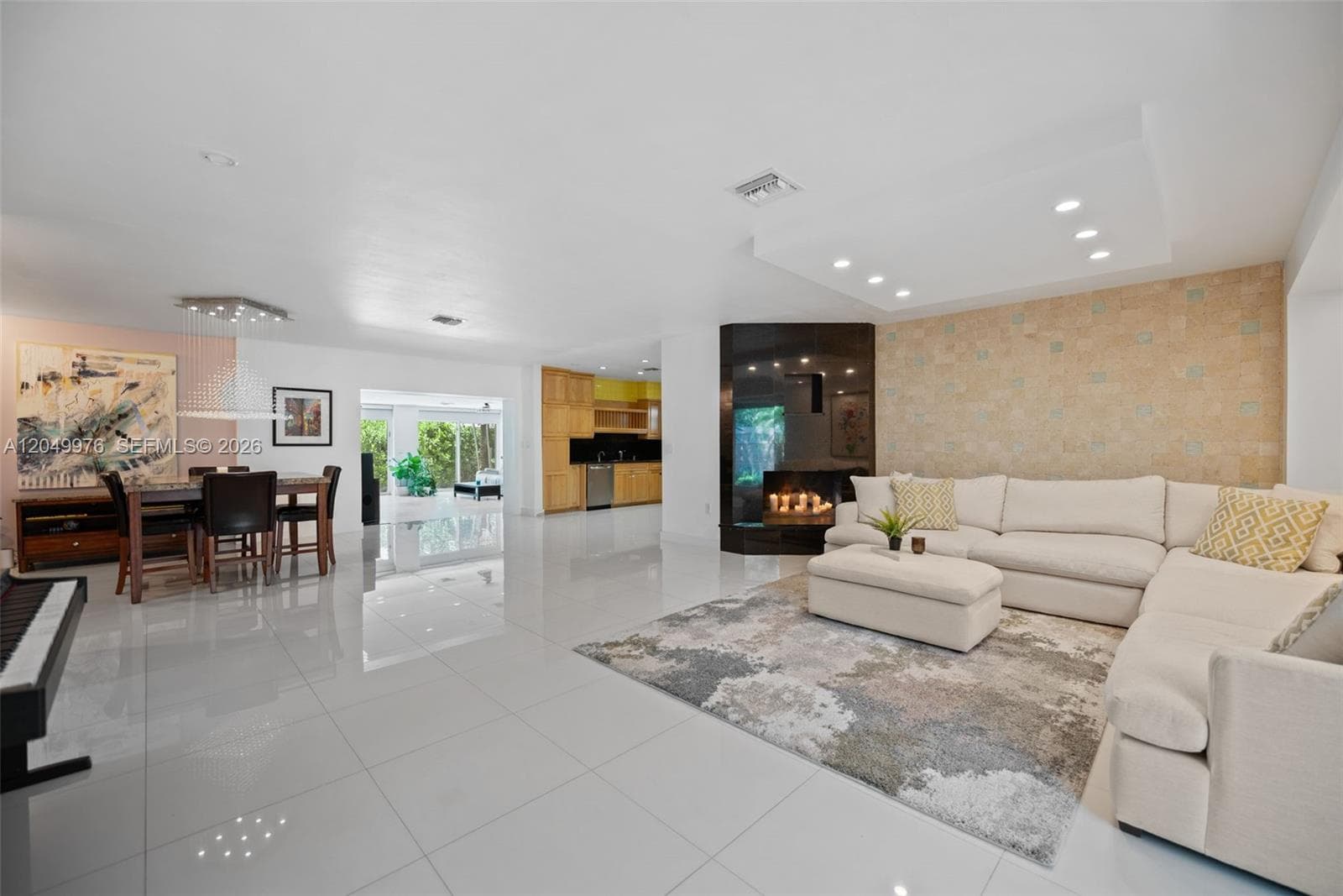 11530 NE 22nd Dr, North Miami, FL 33181 — zdjęcie 5