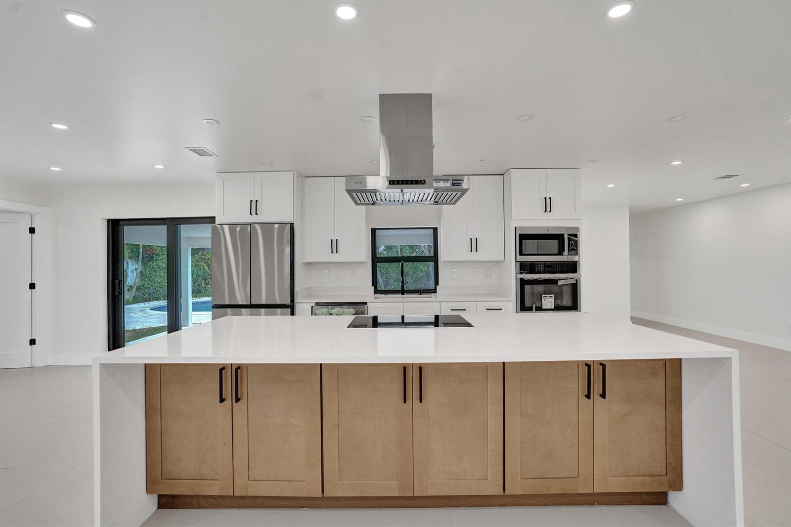 5561 NE 26th Avenue, Fort Lauderdale, FL 33308 — zdjęcie 3