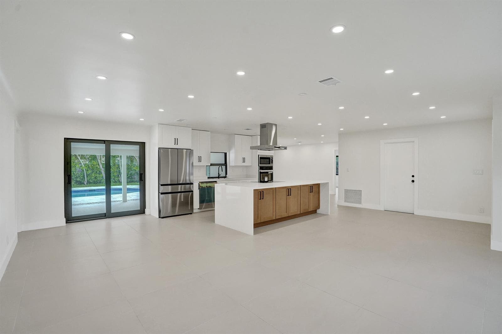 5561 NE 26th Avenue, Fort Lauderdale, FL 33308 — zdjęcie 5
