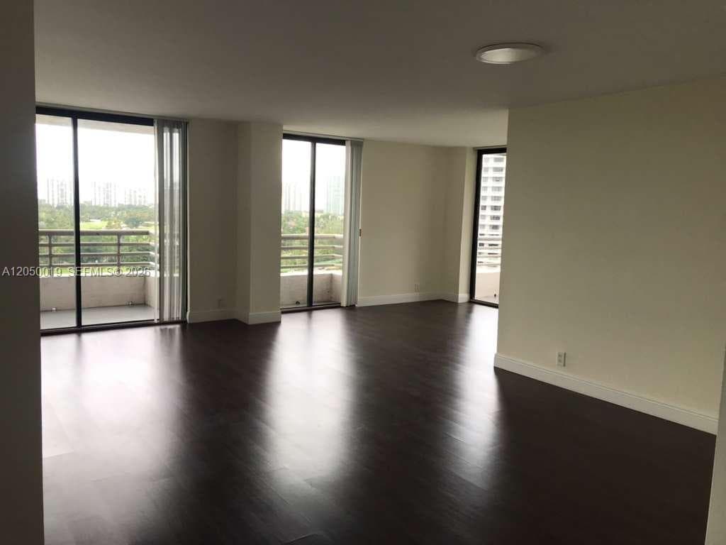 3300 NE 191st St # 1412, Aventura, FL 33180
