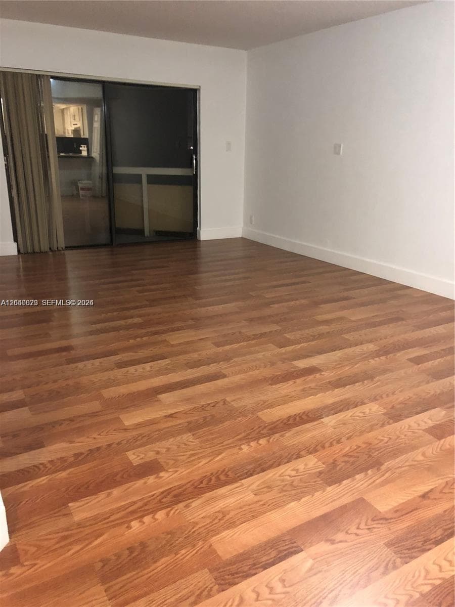 8290 Lake Dr # 349, Doral, FL 33166 — zdjęcie 2