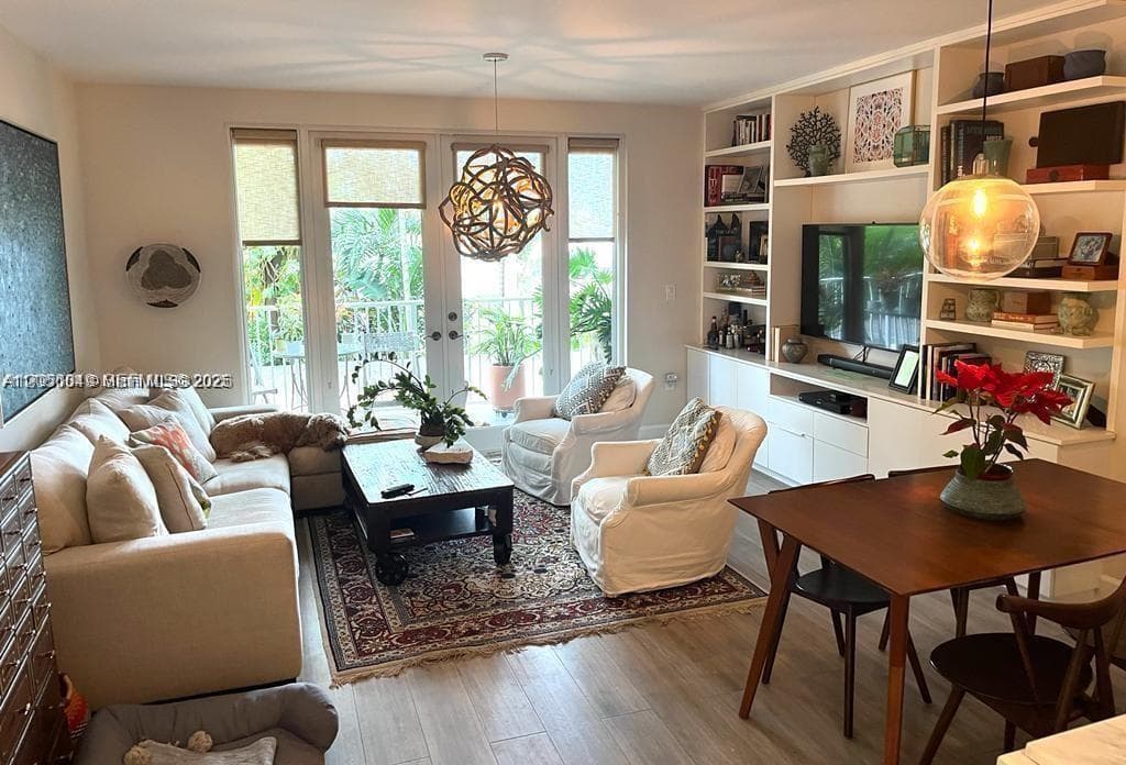 3540 Main Hwy # 204, Miami, FL 33133 — zdjęcie 2