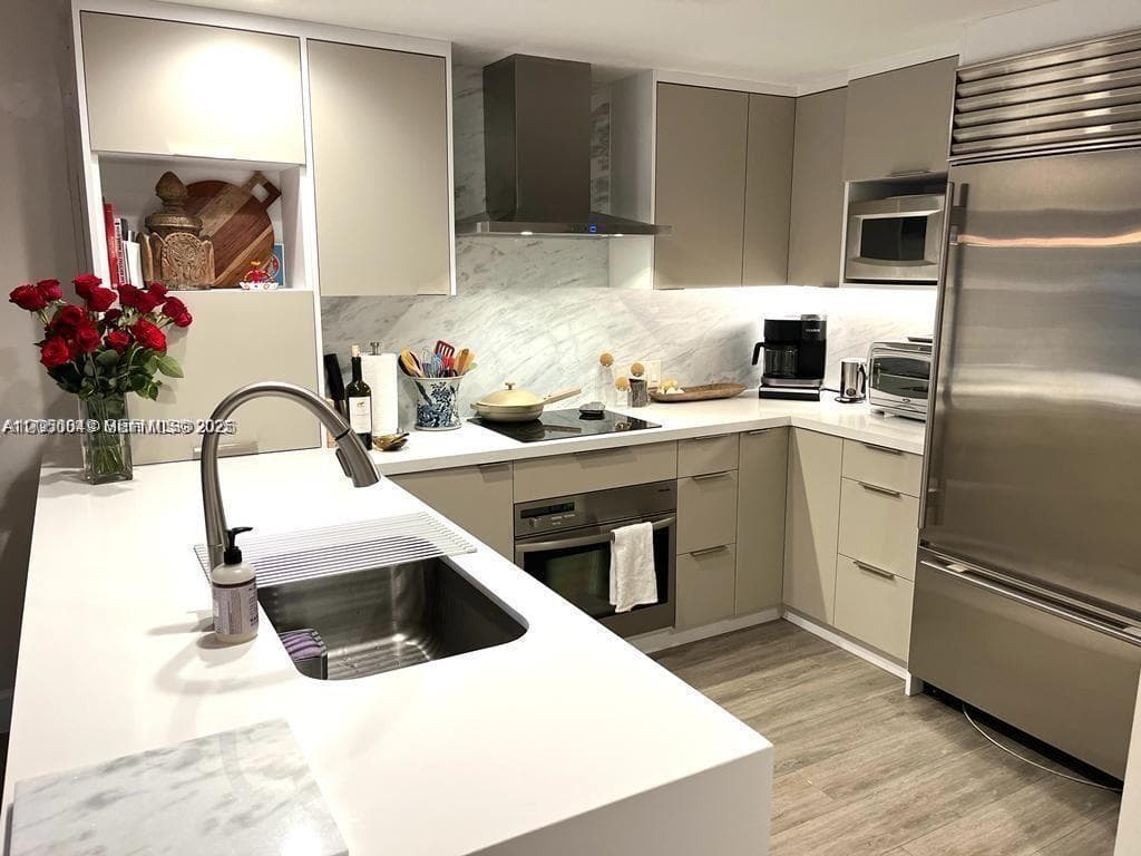 3540 Main Hwy # 204, Miami, FL 33133 — zdjęcie 4