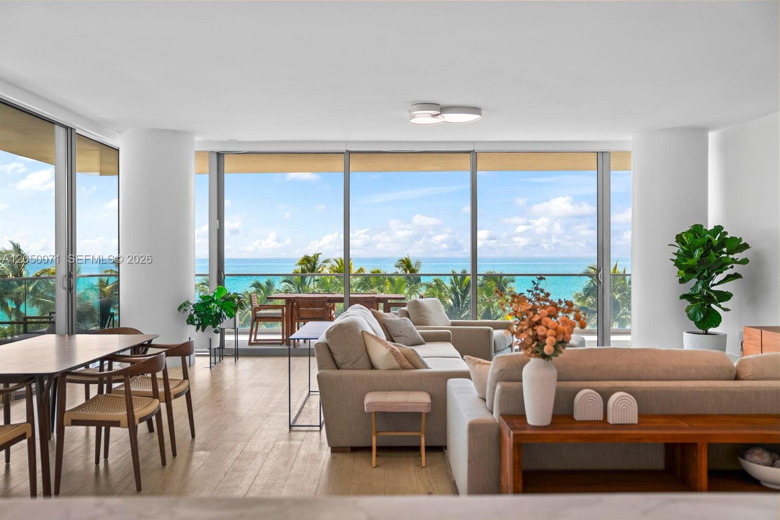 10203 Collins Ave # 401, Bal Harbour, FL 33154 — zdjęcie 3