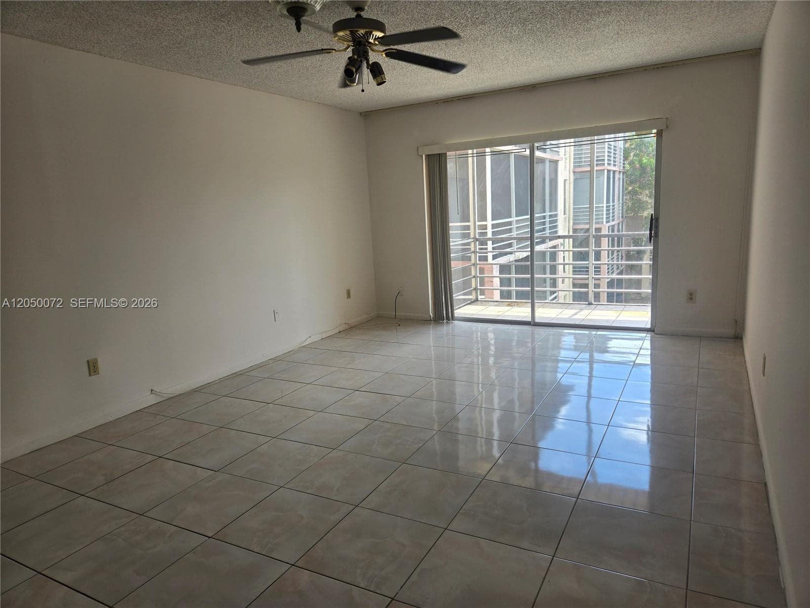 2800 NW 56th Ave # G301, Lauderhill, FL 33313 — zdjęcie 2