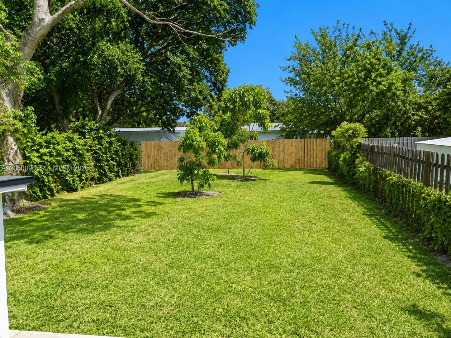 1114 NW 59th St, Miami, FL 33127 — zdjęcie 2