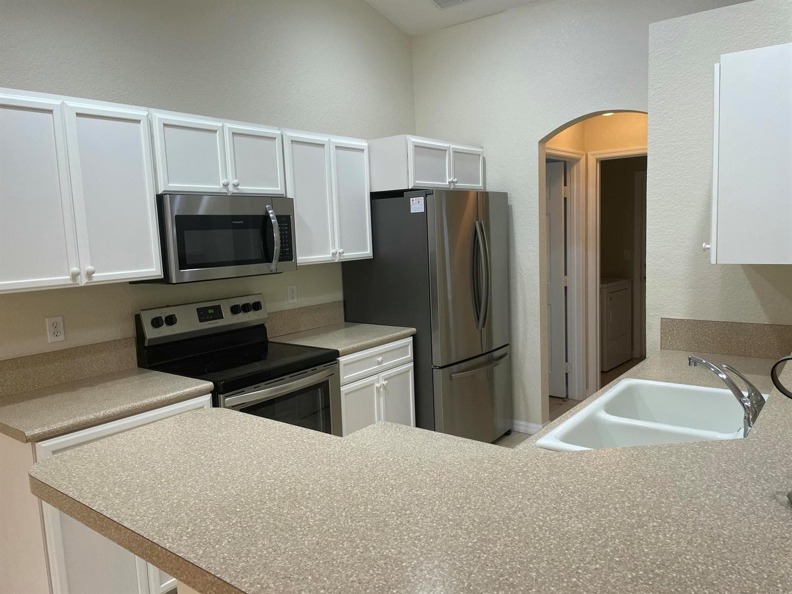 435 SW Lakota Avenue, Port St. Lucie, FL 34953 — zdjęcie 2