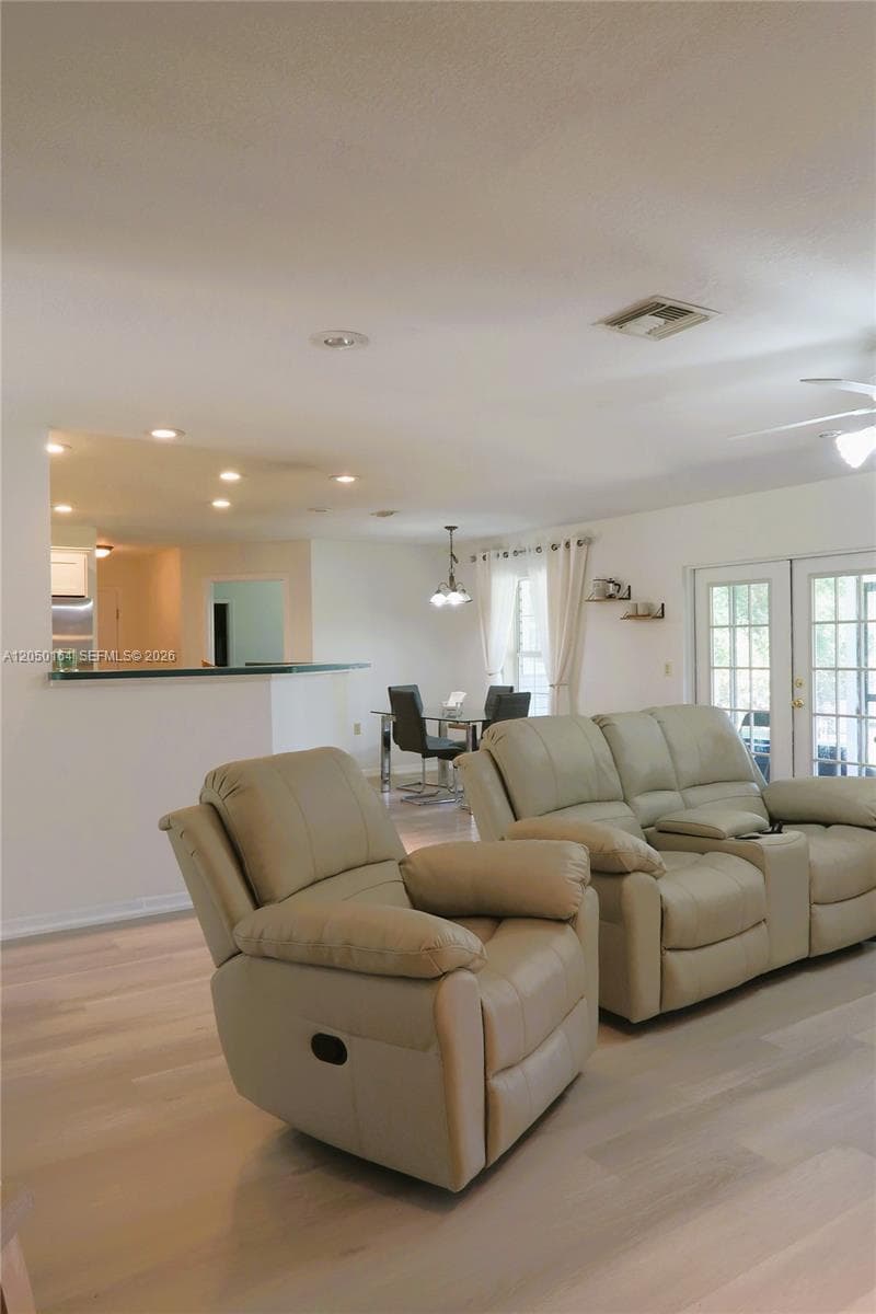 2010 2010 everlast terrace, Sebring, FL 33875 — zdjęcie 5