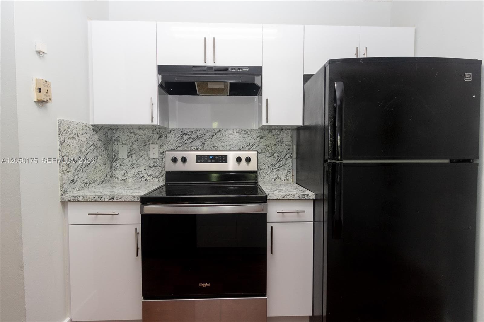 18308 NW 68th Ave # L, Hialeah, FL 33015 — zdjęcie 3