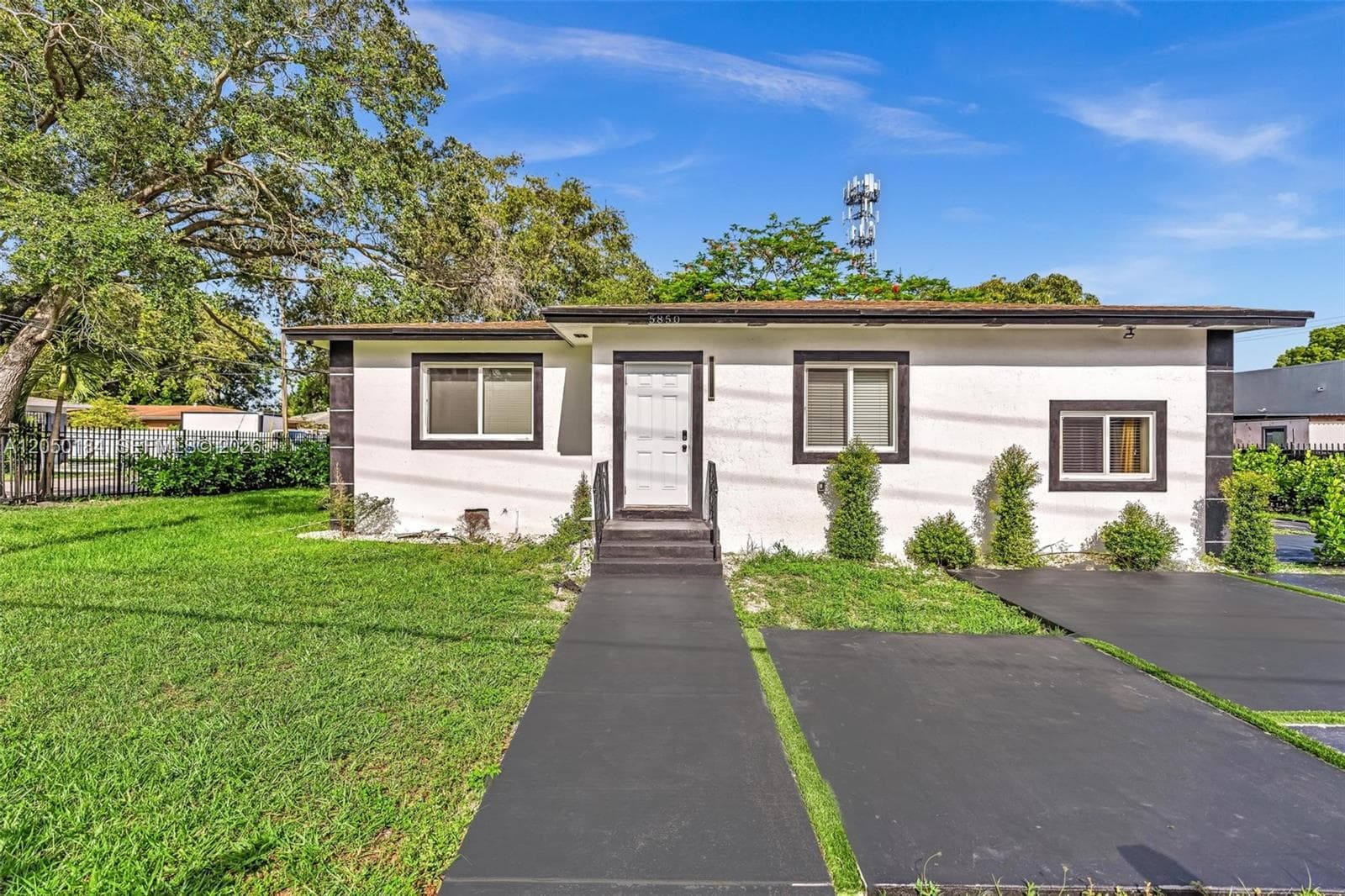 5850 NE 3rd Ave # 1, Miami, FL 33137 — zdjęcie 2