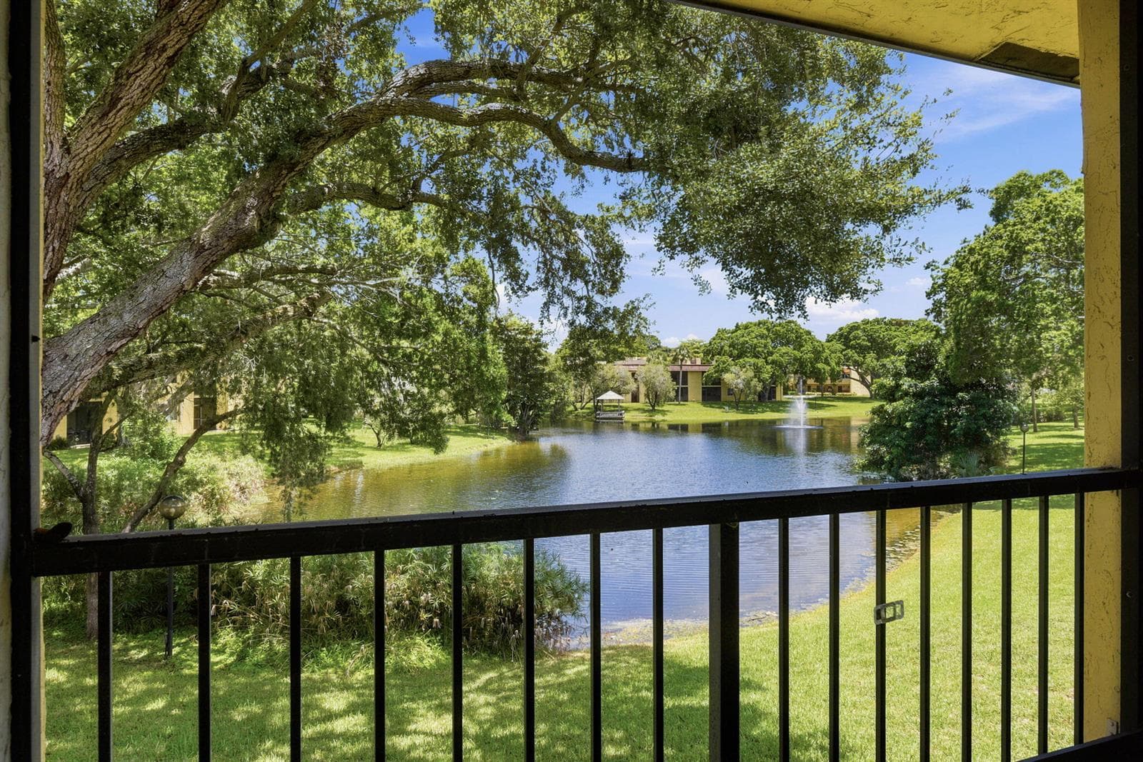 824 SW 9th Street Circle # 201, Boca Raton, FL 33486