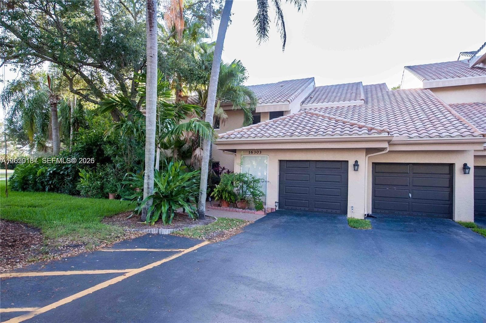 16301 Malibu Dr # 79, Weston, FL 33326