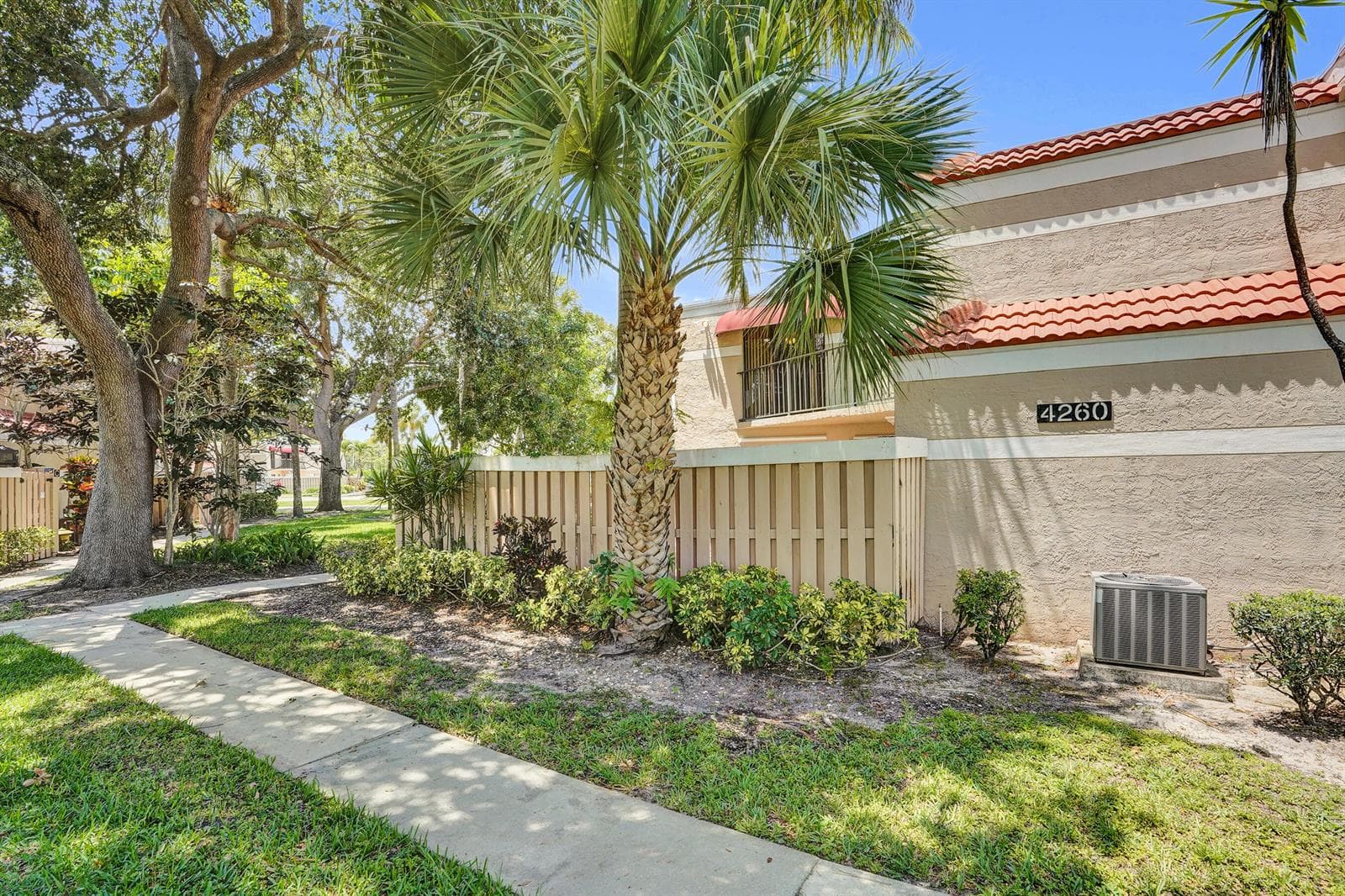 4260 Village Drive # D, Delray Beach, FL 33445 — zdjęcie 2