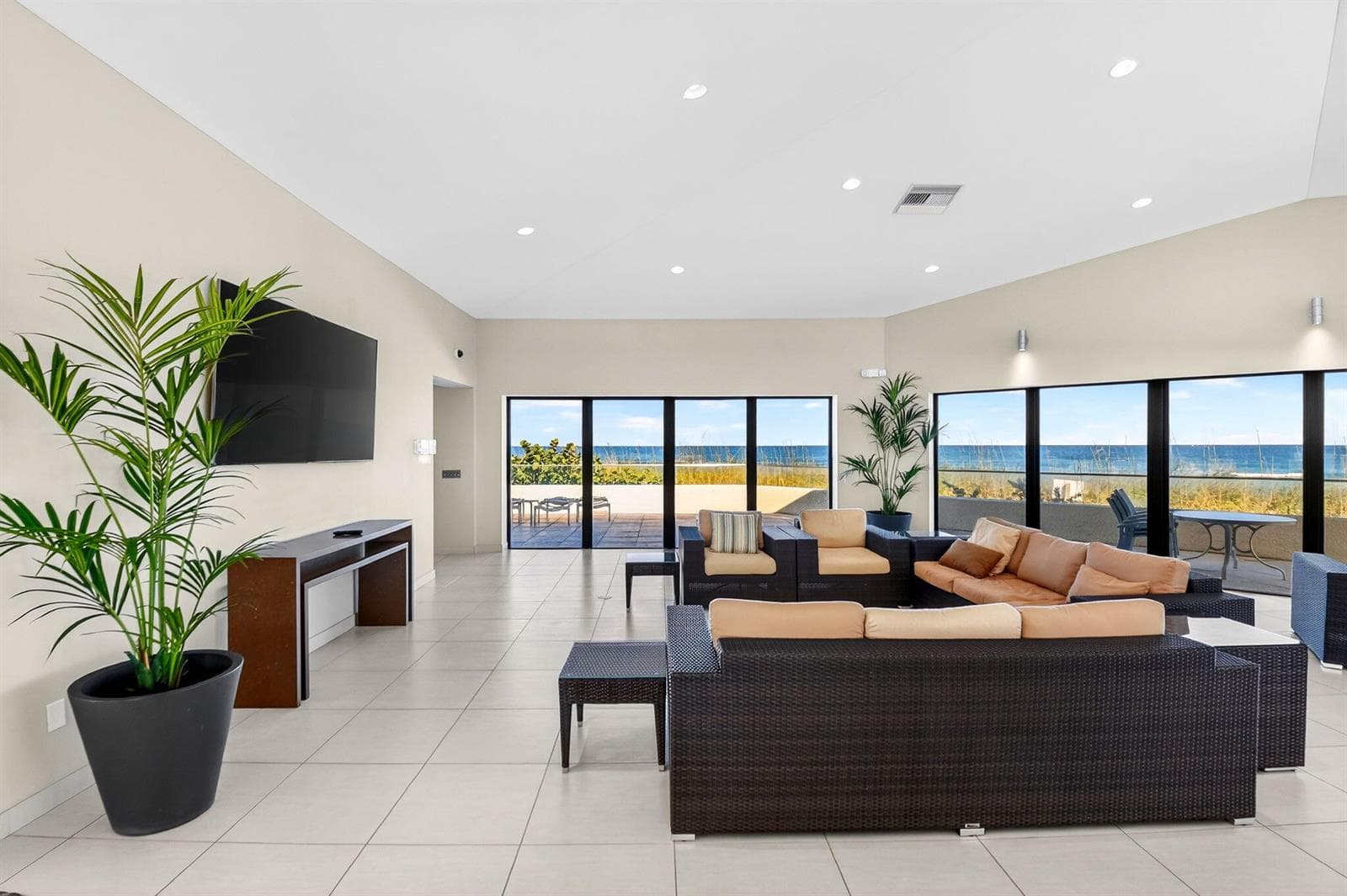 5540 N Ocean Drive # 1c, Singer Island, FL 33404 — zdjęcie 5