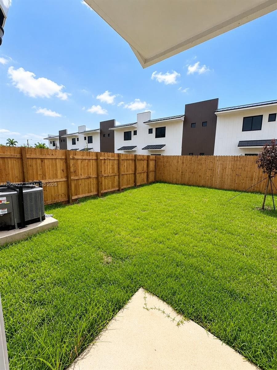 552 NW 7th St # 6, Florida City, FL 33034 — zdjęcie 3