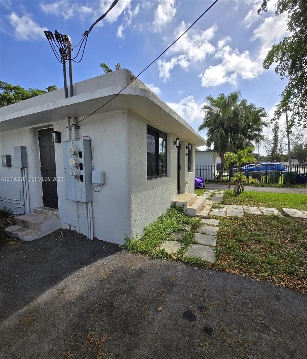 1281 NE 110th St # 1281, Miami, FL 33161 — zdjęcie 2