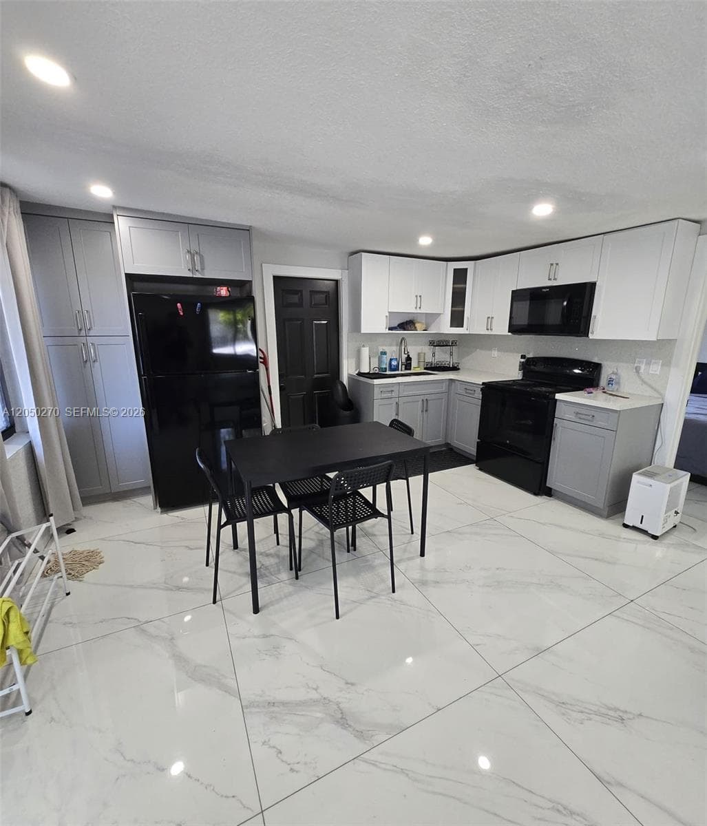 1281 NE 110th St # 1281, Miami, FL 33161 — zdjęcie 3