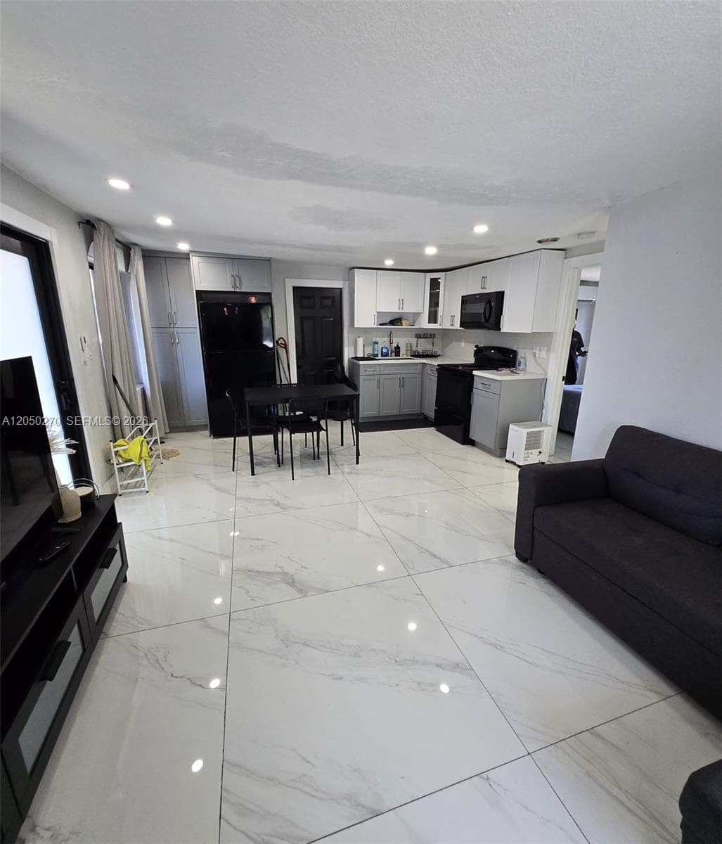 1281 NE 110th St # 1281, Miami, FL 33161 — zdjęcie 5