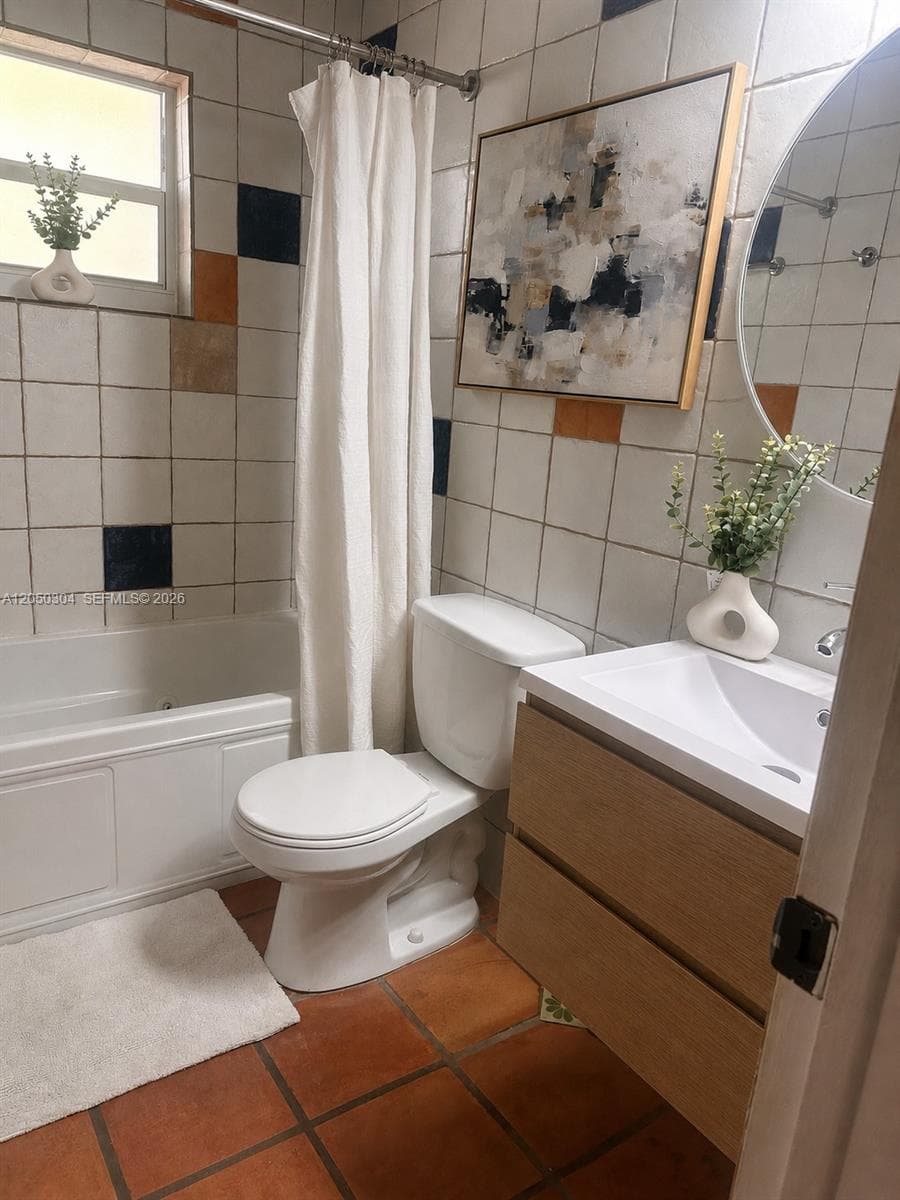 1733 Mayo St # 7, Hollywood, FL 33020 — zdjęcie 3