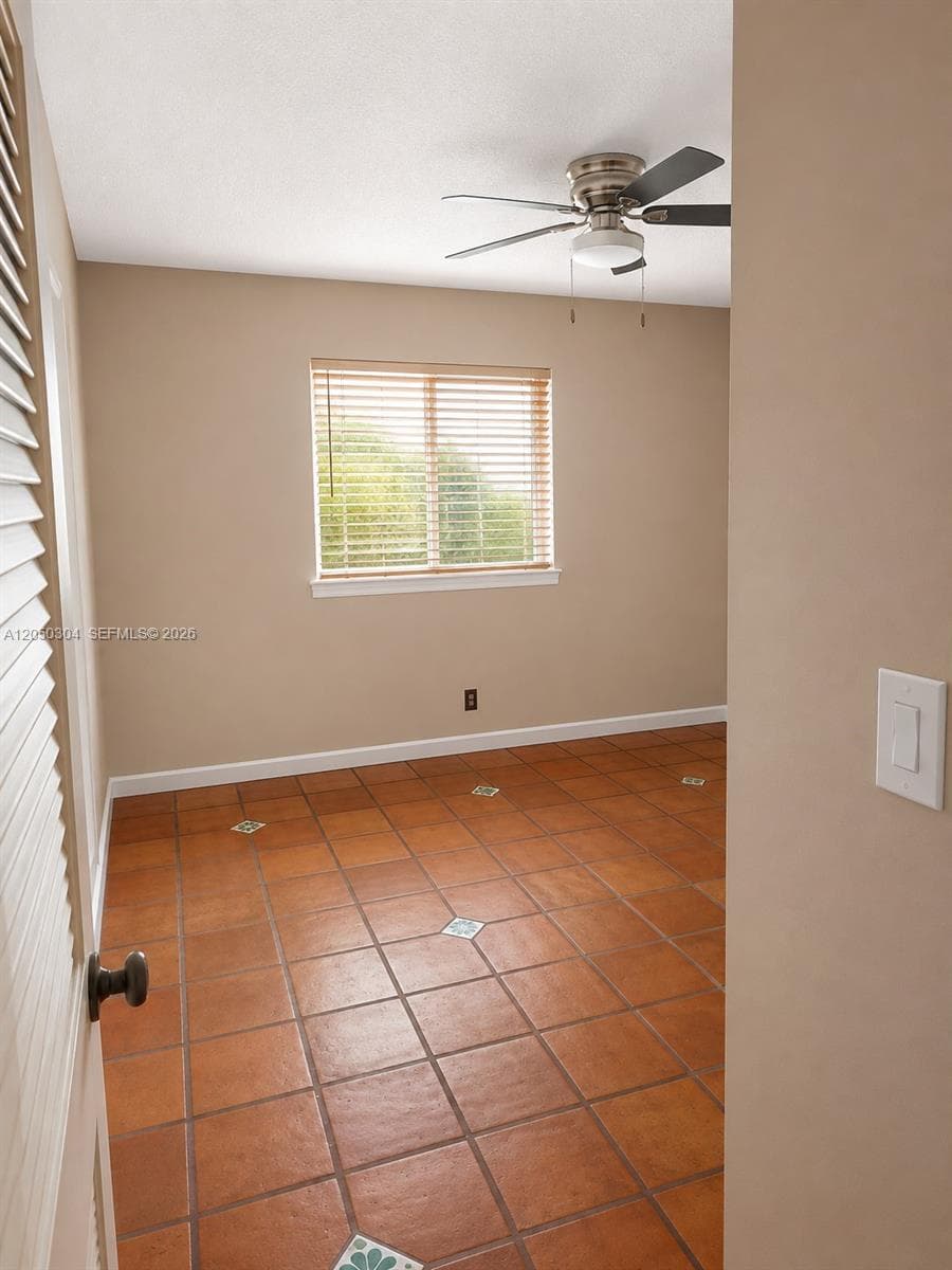 1733 Mayo St # 7, Hollywood, FL 33020 — zdjęcie 5