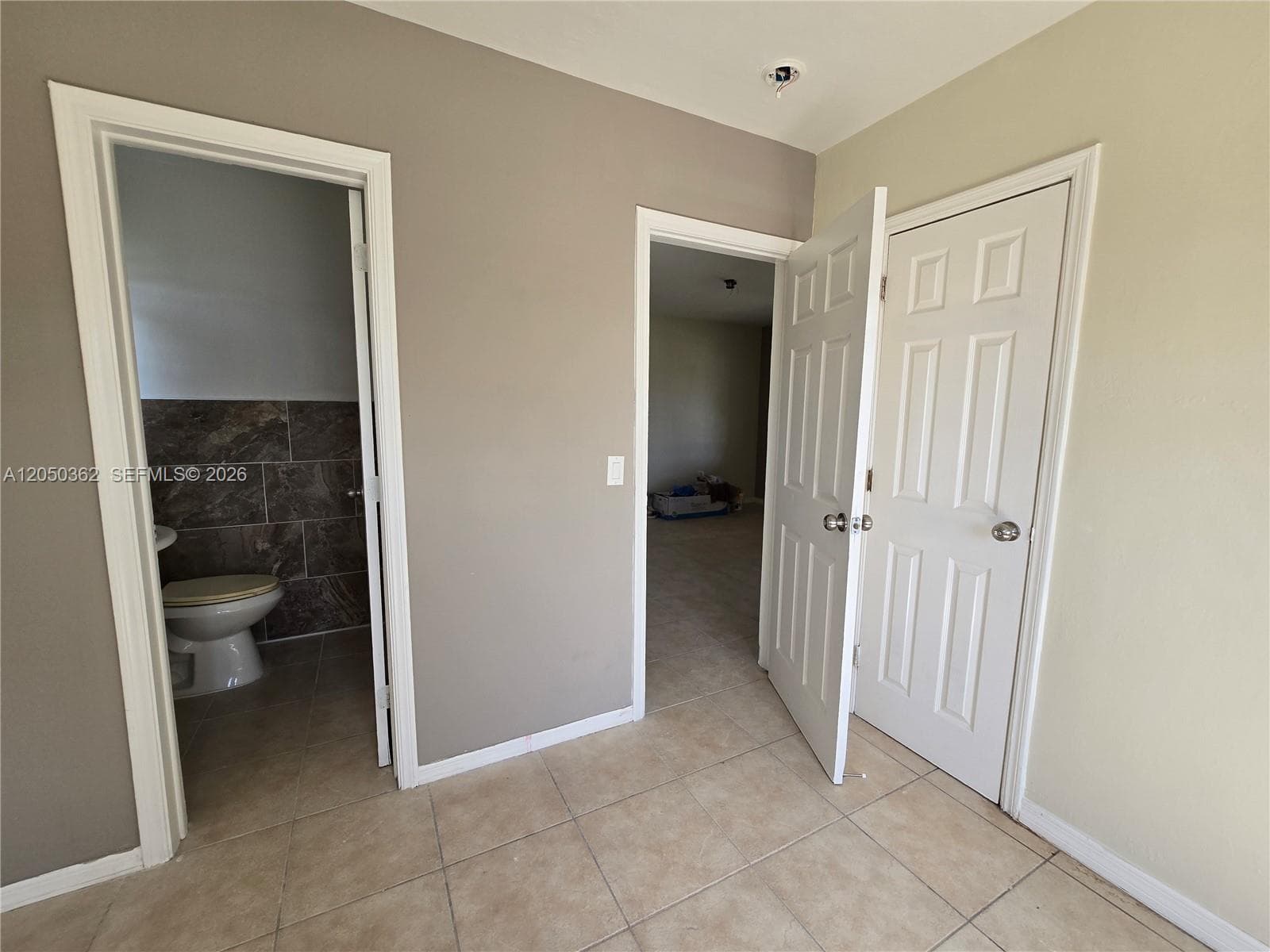 724 SW 7th Ter # 1-2, Hallandale Beach, FL 33009 — zdjęcie 3