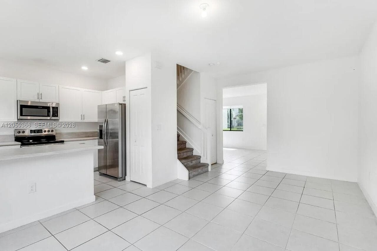 21071 NE 8th Ave # 21071, Miami, FL 33179 — zdjęcie 3