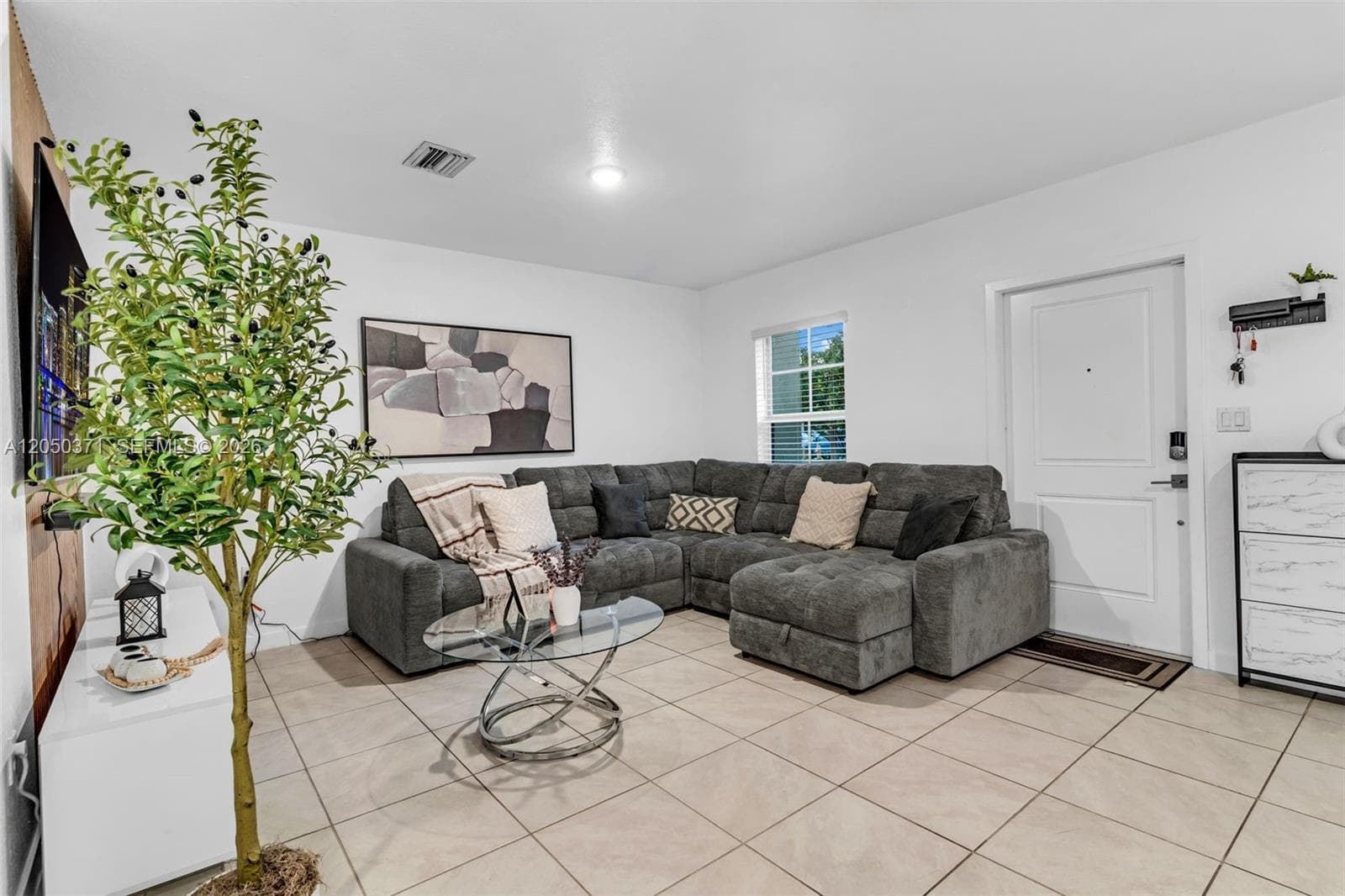 533 NE 5th Pl, Florida City, FL 33034 — zdjęcie 4