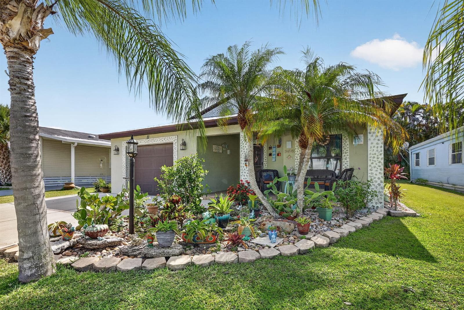 11 SE Flamenco Way, Port St. Lucie, FL 34952 — zdjęcie 2