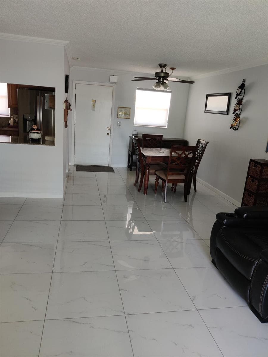 225 Bonnie Boulevard # 405, Palm Springs, FL 33461 — zdjęcie 3