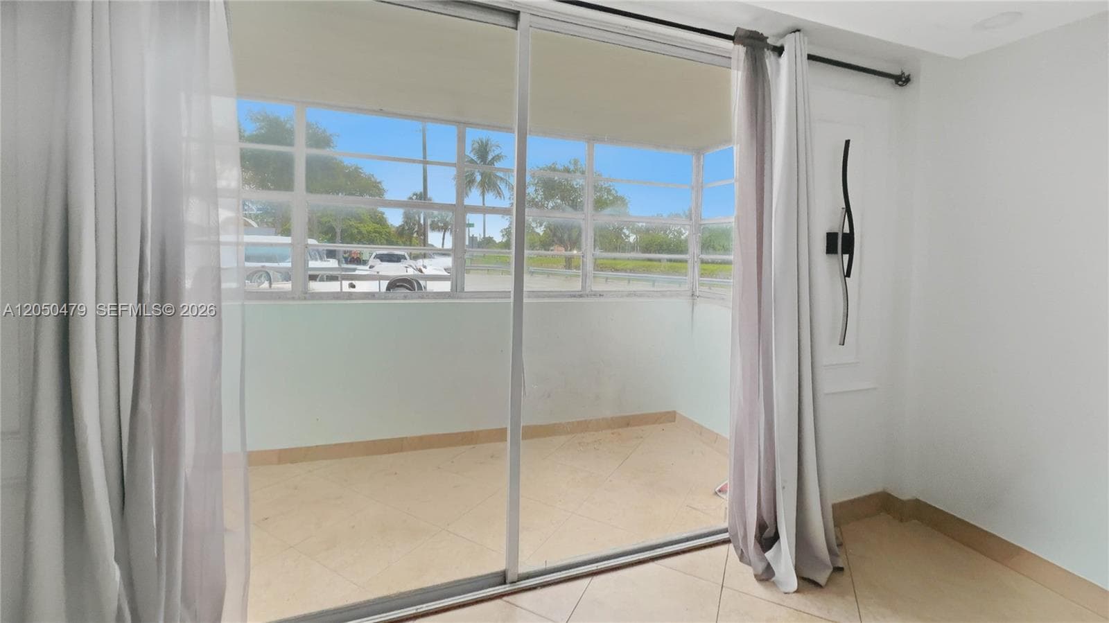 16450 Miami Dr # 103, North Miami Beach, FL 33162 — zdjęcie 4