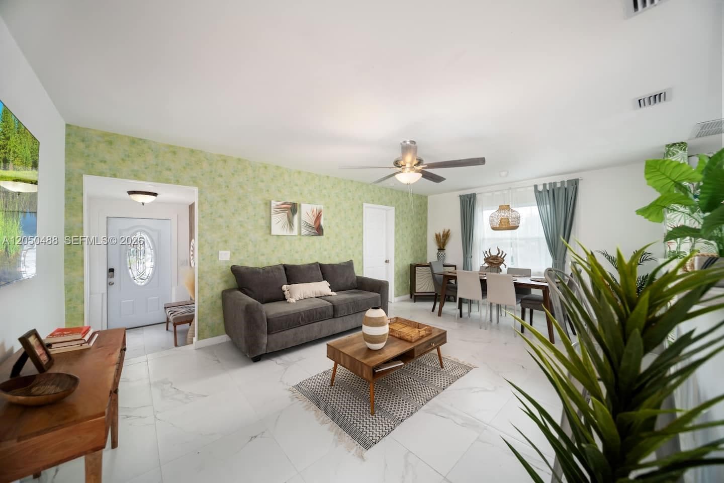 810 NW 21st Ct, Miami, FL 33125 — zdjęcie 5