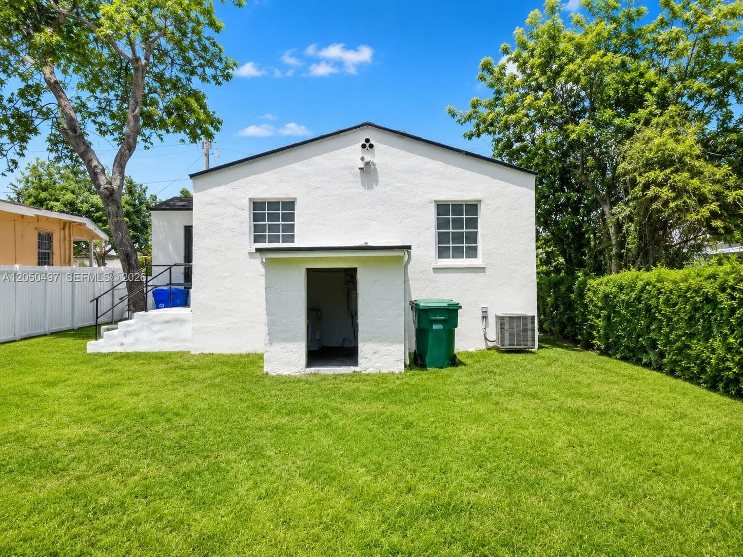 1114 NW 59th St, Miami, FL 33127 — zdjęcie 3