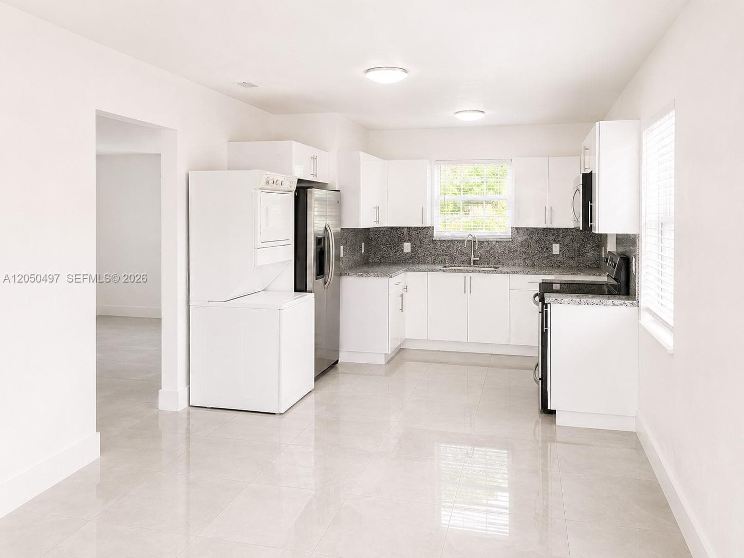1114 NW 59th St, Miami, FL 33127 — zdjęcie 4