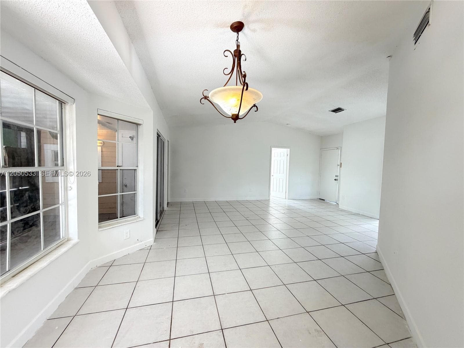 9850 W Heather Ln, Miramar, FL 33025 — zdjęcie 3