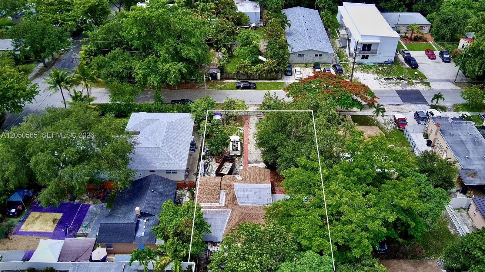 1053 NE 128th St, North Miami, FL 33161 — zdjęcie 5