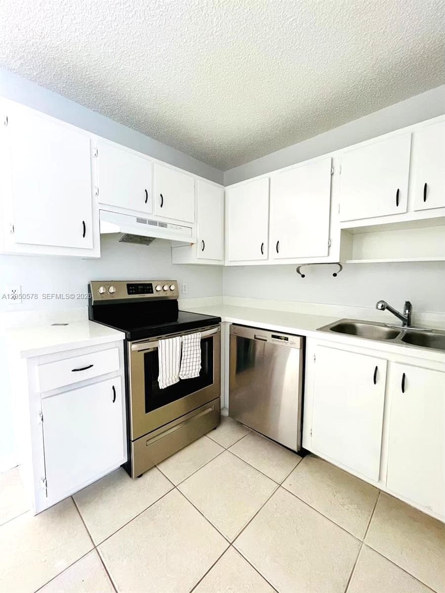4503 SE Ontario Dr, Stuart, FL 34997 — zdjęcie 4