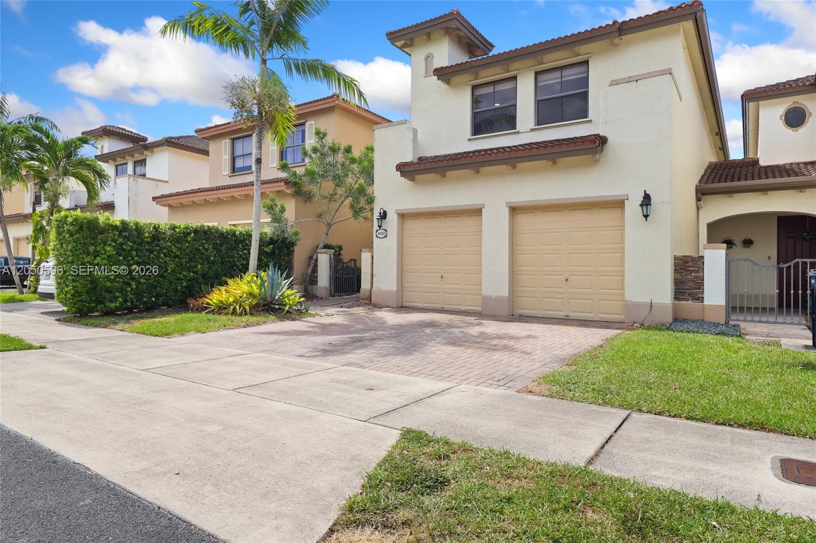 8932 SW 228th Ln, Cutler Bay, FL 33190 — zdjęcie 2