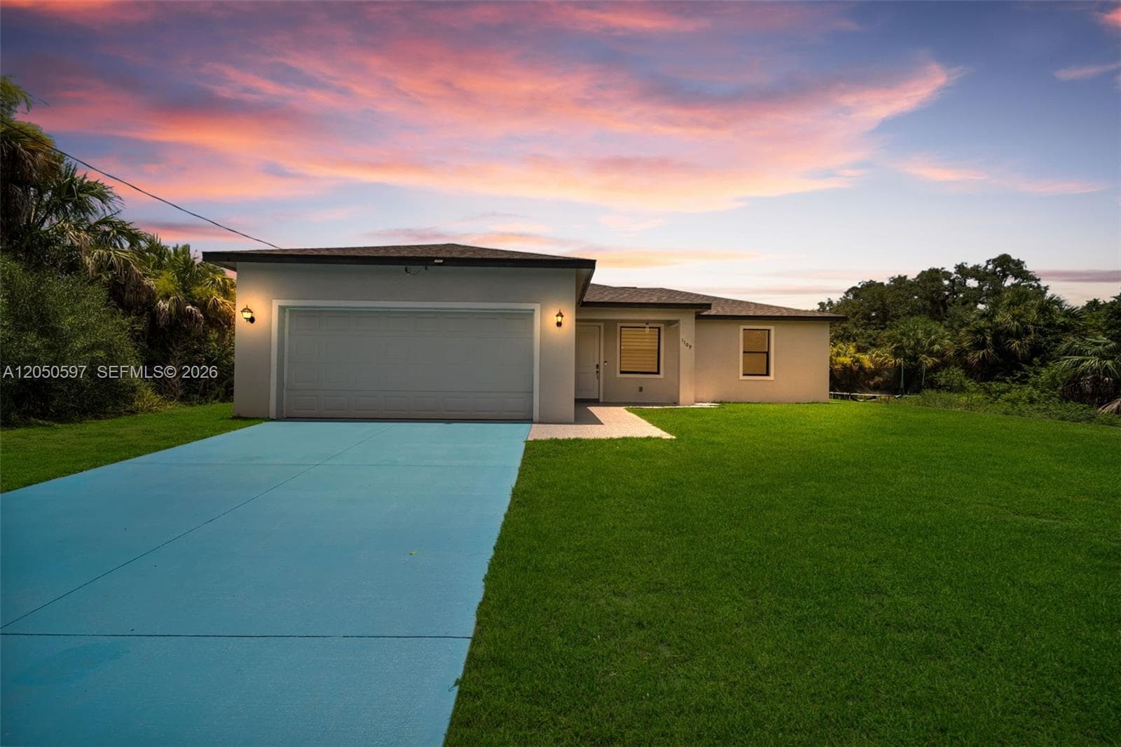 1109 N HILTON CIR, La Belle, FL 33935