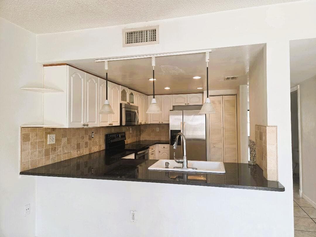 9187 Fontainebleau Boulevard # 419, Miami, FL 33172 — zdjęcie 3