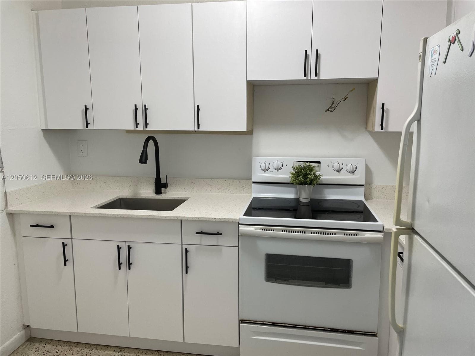 142 SW 18th Ave # 19, Miami, FL 33135
