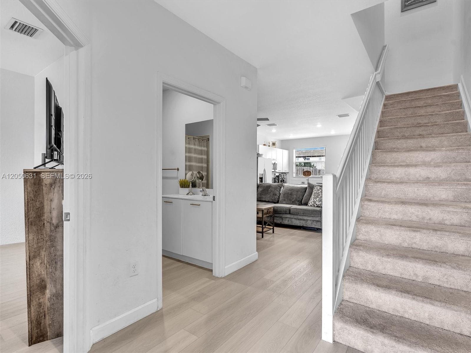 12209 NW 24th Pl, Miami, FL 33167 — zdjęcie 5