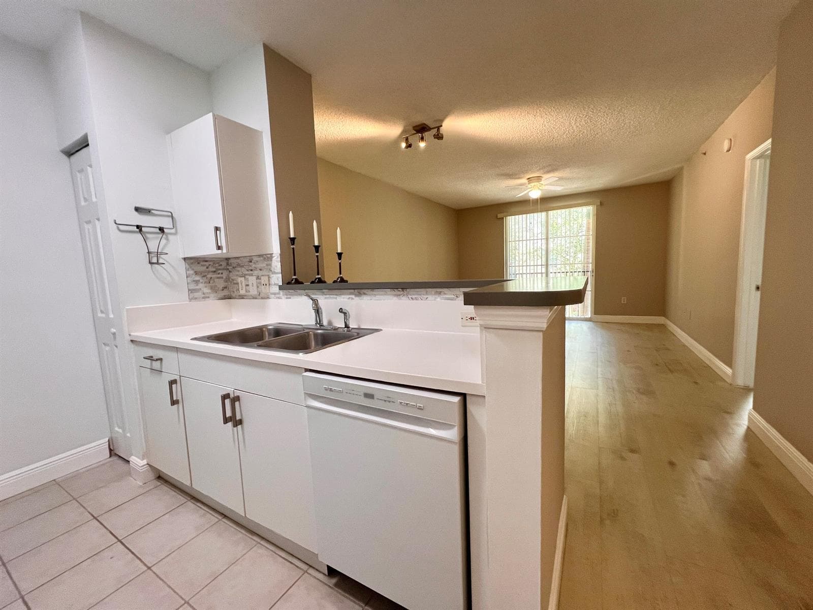 630 S Sapodilla Avenue # 204, West Palm Beach, FL 33401 — zdjęcie 5