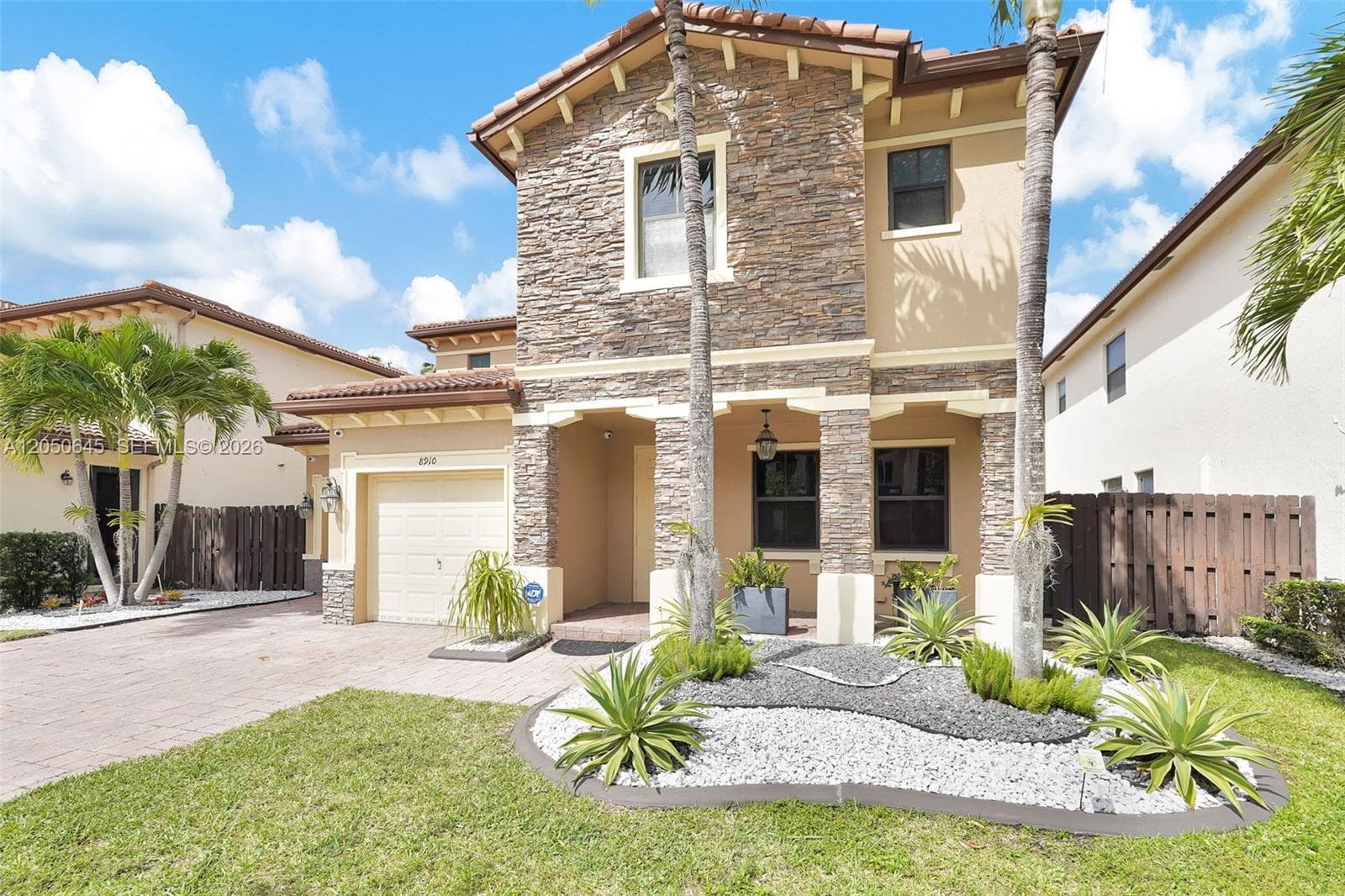 8910 NW 98th Ct, Doral, FL 33178 — zdjęcie 2