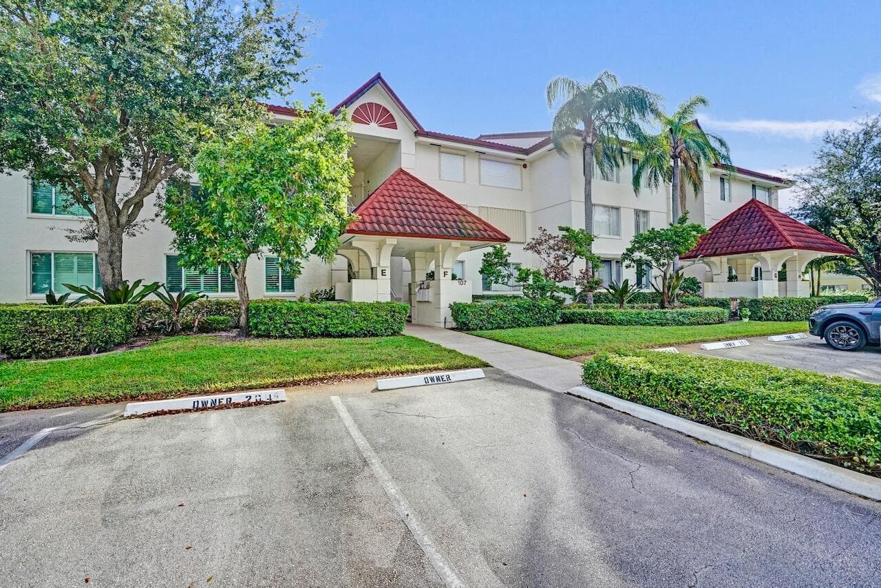 107 Half Moon Circle # H1, Hypoluxo, FL 33462 — zdjęcie 5
