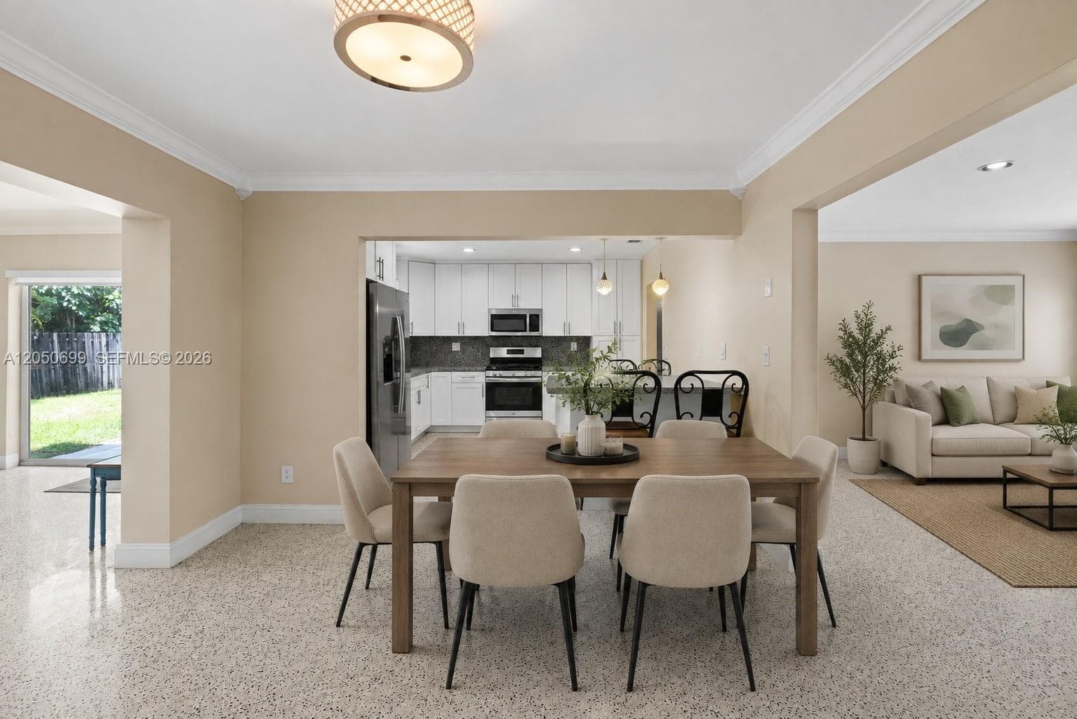 8431 Pasadena Blvd, Pembroke Pines, FL 33024 — zdjęcie 4