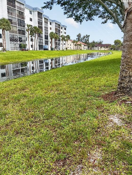 4820 Lucerne Lakes Boulevard W # 402, Lake Worth, FL 33467 — zdjęcie 2