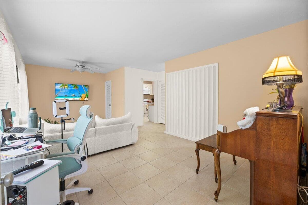 327 S Ocean Breeze # 1, Lake Worth, FL 33460 — zdjęcie 3